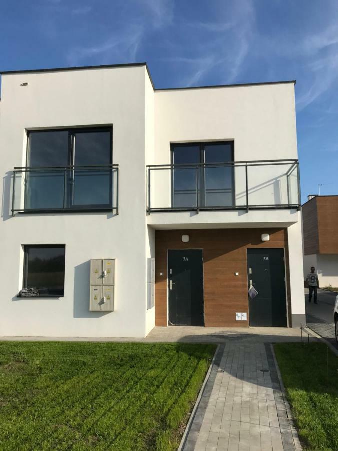 Lawendowy Zakatek - Klimatyzacja - Ogrodek - Prywatny Parking Apartment Rzeszow Exterior photo